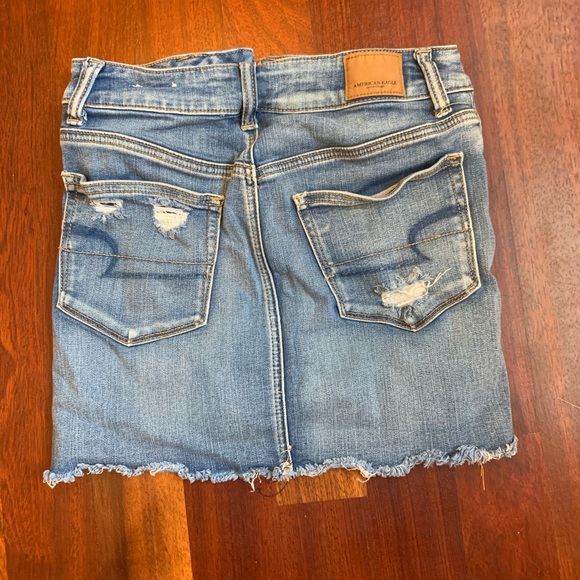 AMERICAN EAGLE denim ripped skirt - Picture 2 of 5